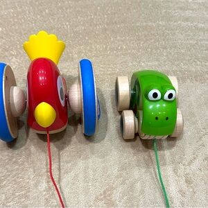 HAPE Wooden Toys Pull Along Bird & Frog